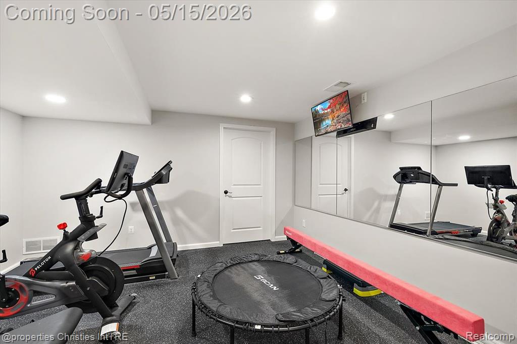 20251 Bonica Drive, Clinton Twp, MI 48038 — Photo 46