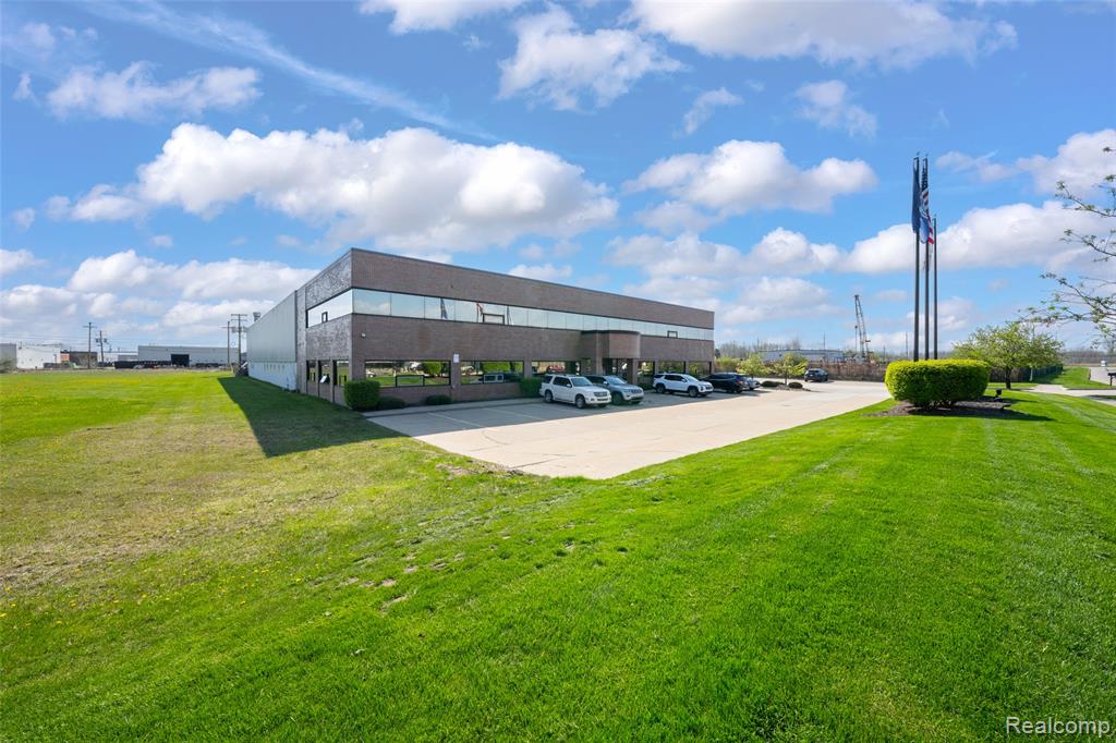 51214 Industrial Drive, Macomb, MI 48042 — Photo 43