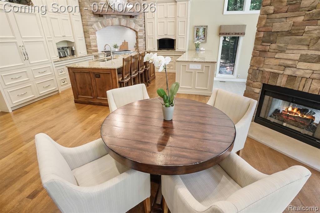 12172 Woodline Drive, Fenton, MI 48430 — Photo 20