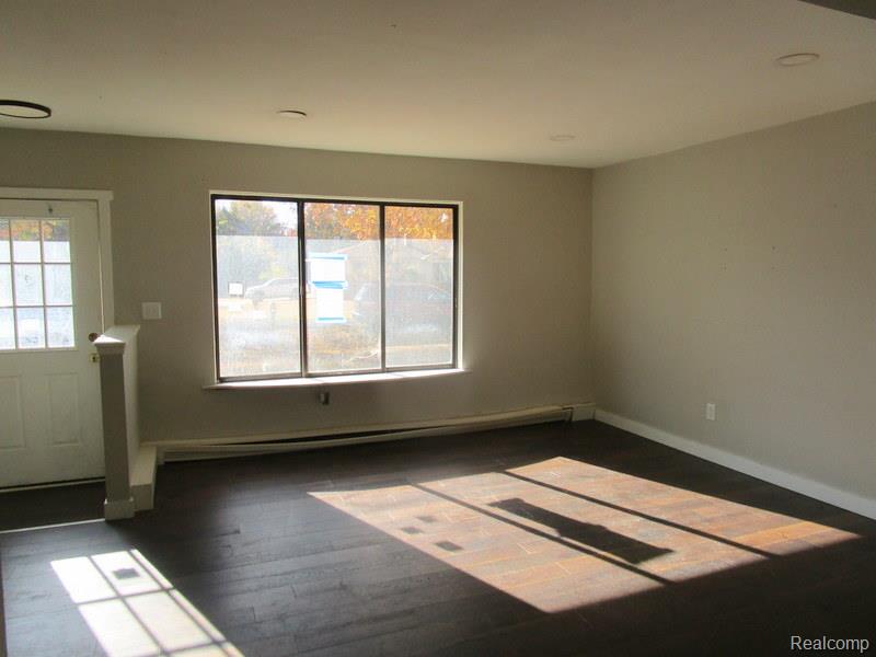 24681 Saint Paul Boulevard, Harrison Township, MI — Photo 2