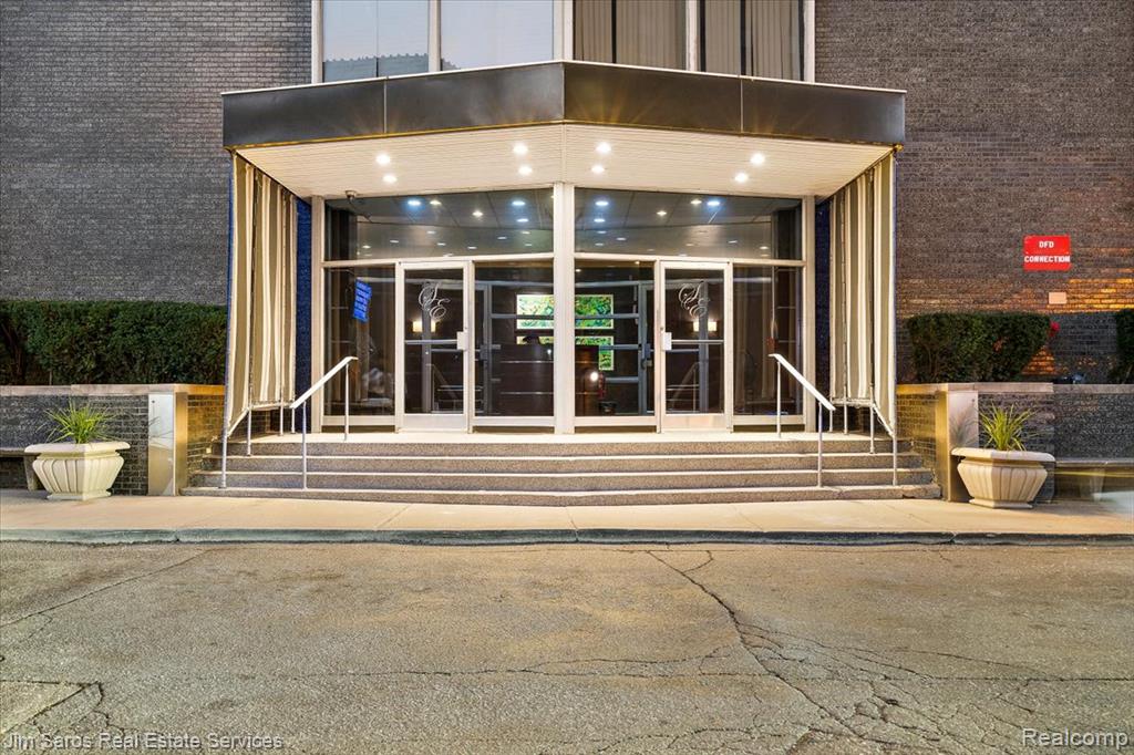 8200 E Jefferson Avenue, 1012, Detroit, MI 48214 — Photo 5