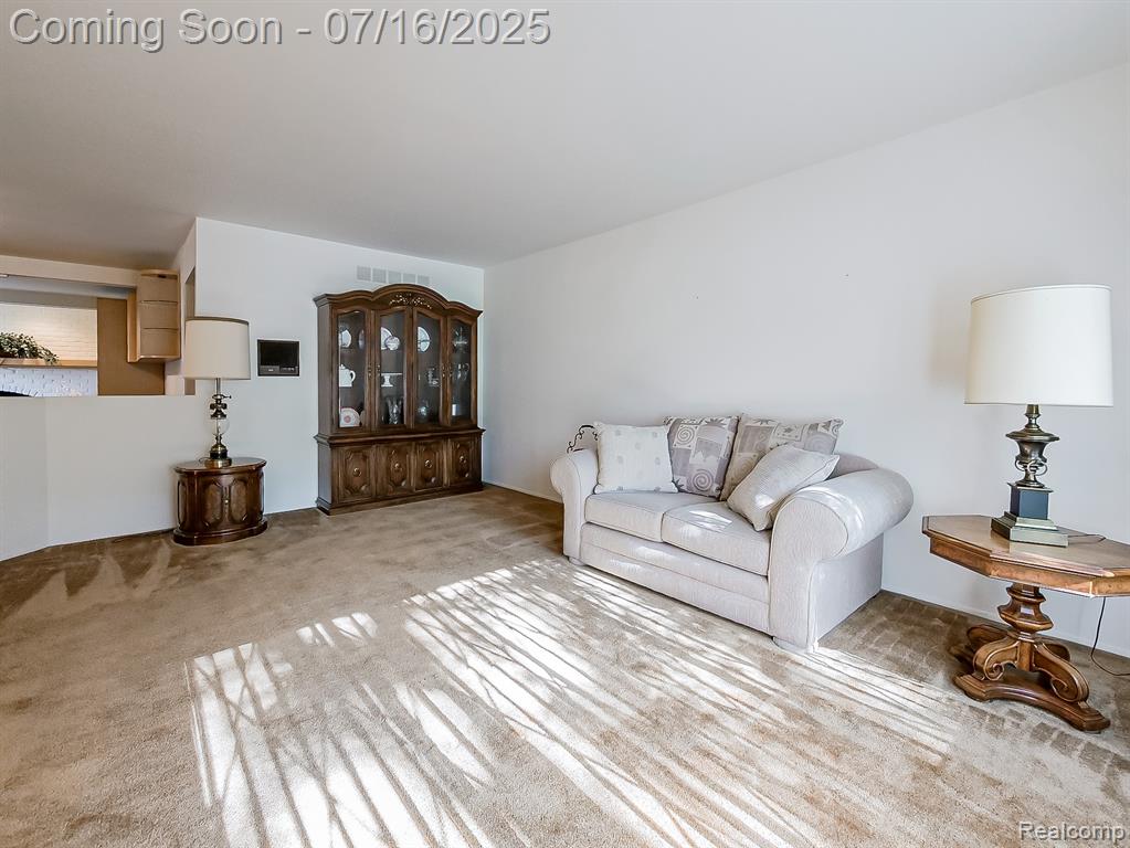6452 Rutledge Park Drive, West Bloomfield, MI — Photo 10
