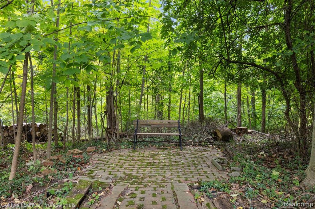 31307 Sleepy Hollow Lane, Franklin, MI 48025 — Photo 13