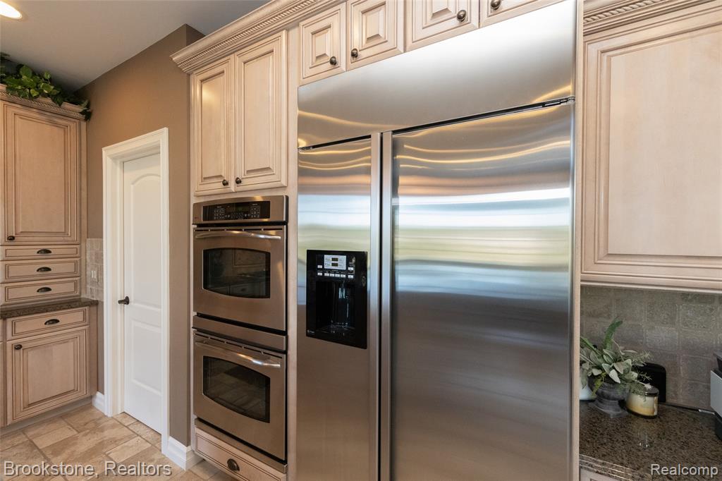 4628 COASTAL PKWY, White Lake, MI — Photo 30