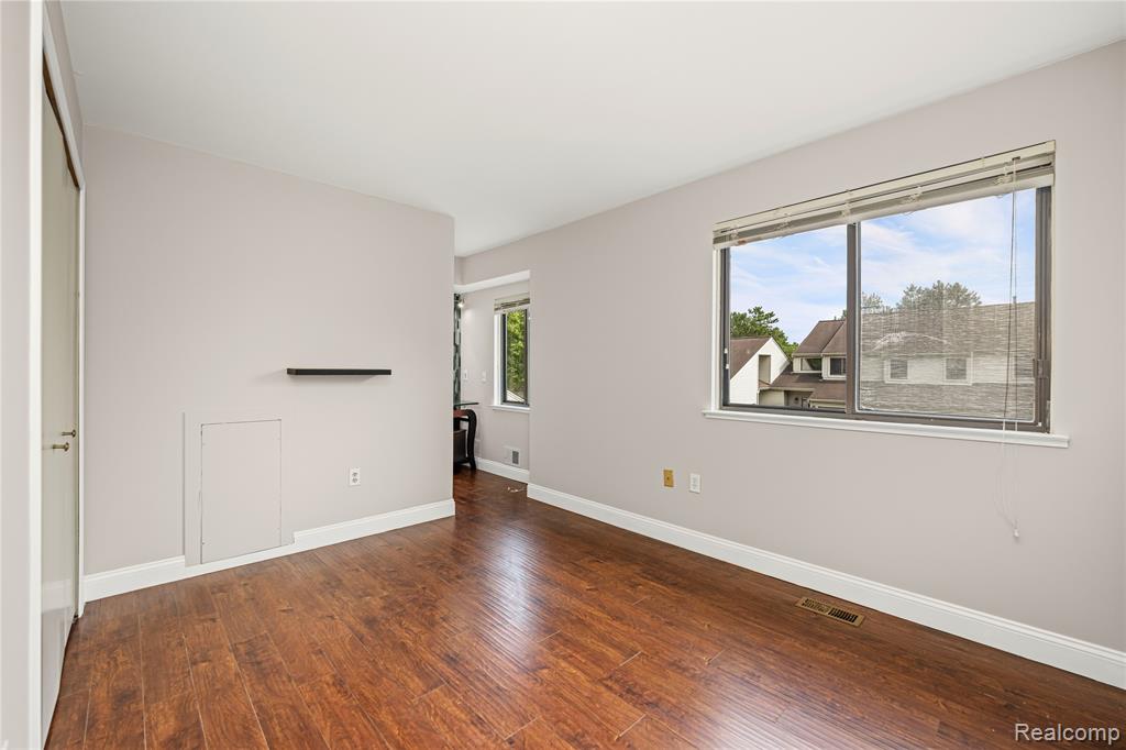 740 Eastbridge Court, Rochester Hills, MI 48307 — Photo 27
