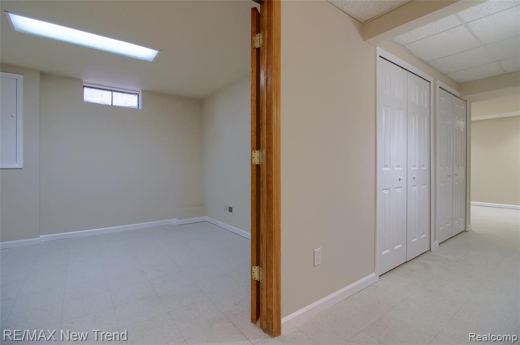 3241 Buckhorn Court, Ann Arbor, MI 48105 — Photo 35