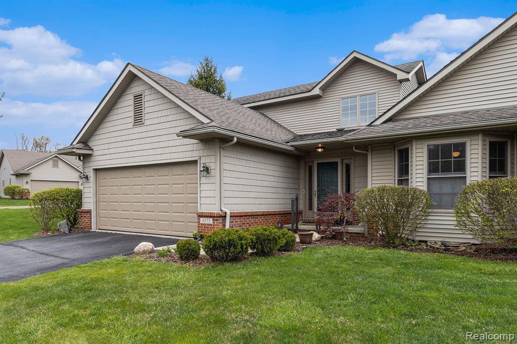 6173 NORTHRIDGE HILLS Drive, Brighton, MI 48116 — Photo 3