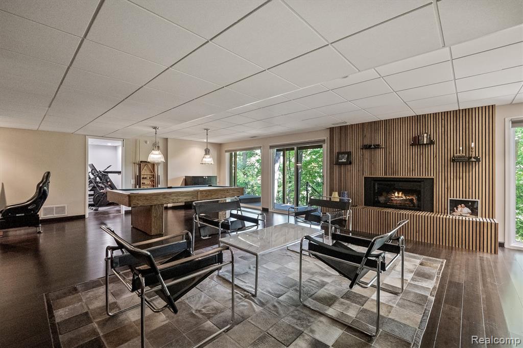 7371 Lindenmere Drive, Bloomfield Hills, MI 48301 — Photo 32