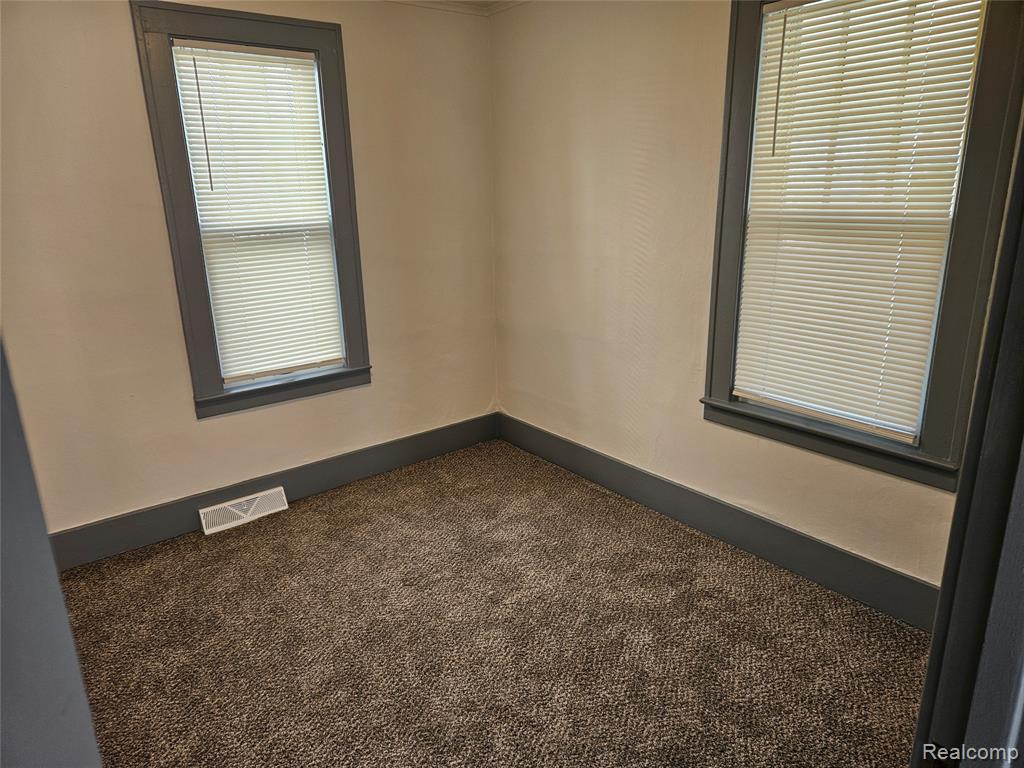 621 W Atherton Road, Flint, MI 48507 — Photo 24