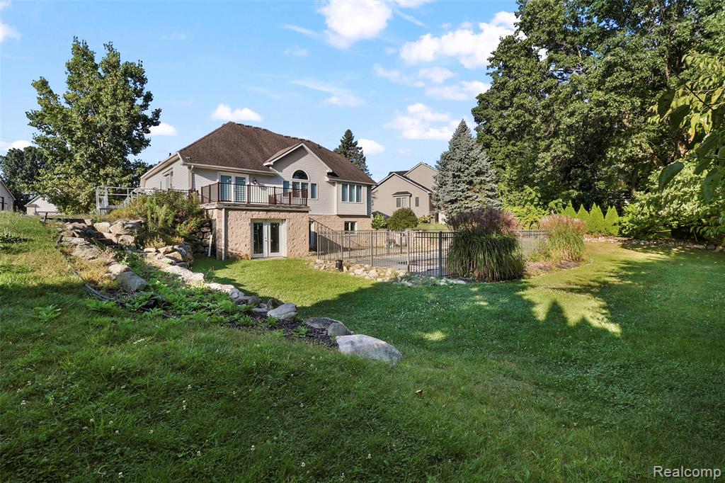 1075 Long Leaf Court, Brighton, MI 48116 — Photo 44