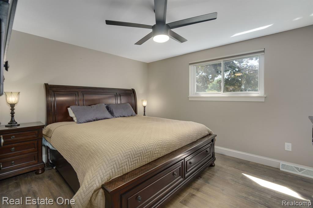 9545 Crown Ridge Drive, White Lake, MI — Photo 25