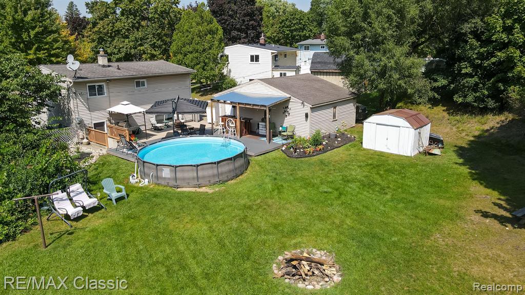876 Panorama Court, Milford, MI 48381 — Photo 16
