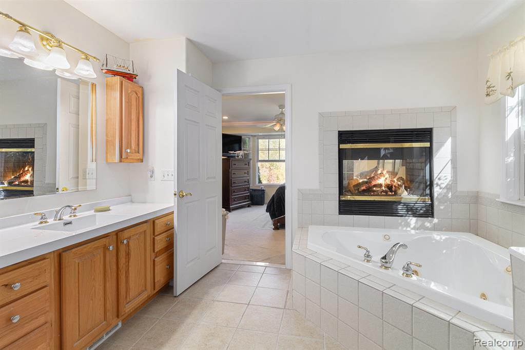 26659 Pepperwood Drive, Woodhaven, MI 48183 — Photo 16