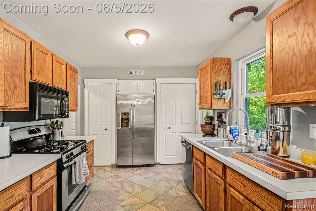 9790 Norman Road, Clarkston, MI 48348 — Photo 8