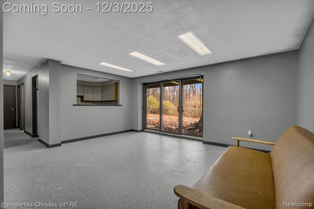 13095 Woodland Trail, Davisburg, MI 48350 — Photo 24