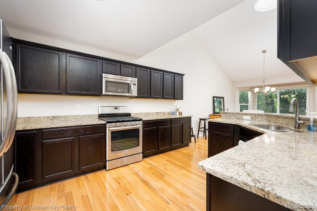 8730 Columbia Circle, Canton, MI 48187 — Photo 7
