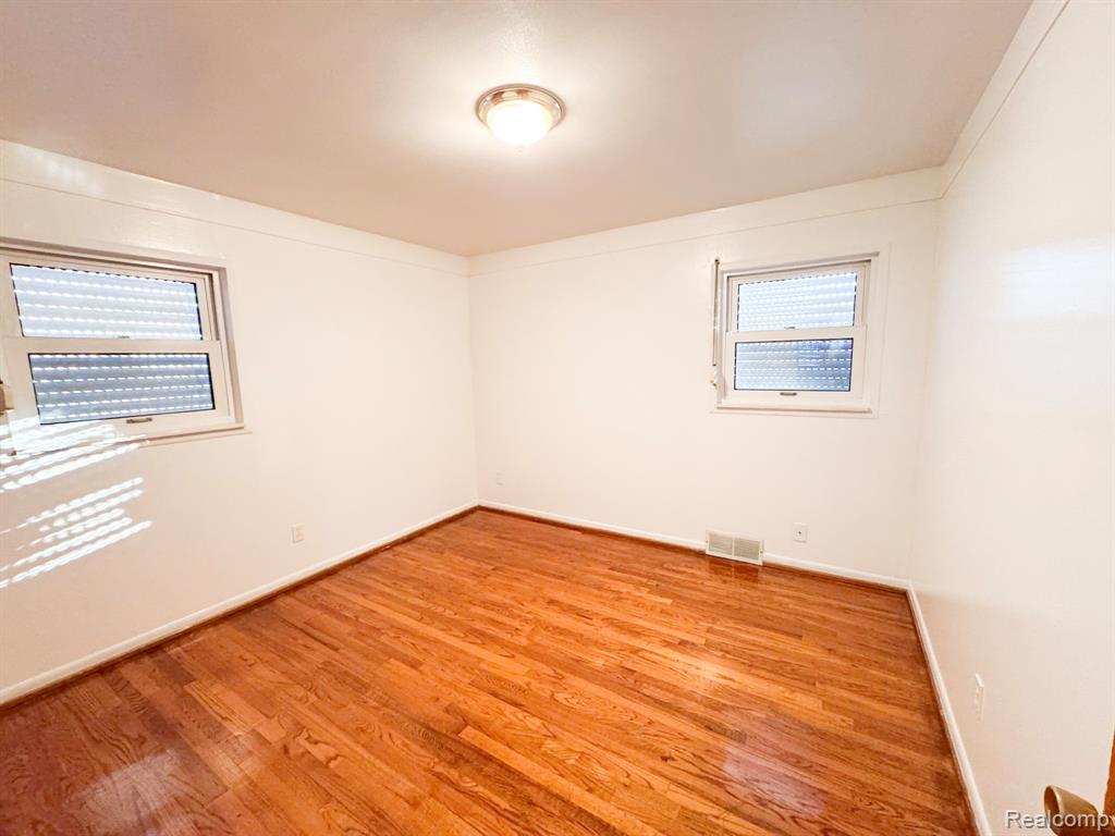 4227 Eastlawn Avenue, Wayne, MI 48184 — Photo 9