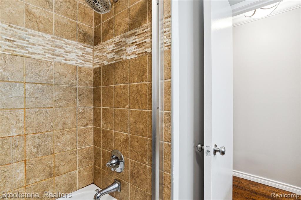 359 CONCORD PL, Unit 3, Bloomfield Hills, MI 48304 — Photo 22