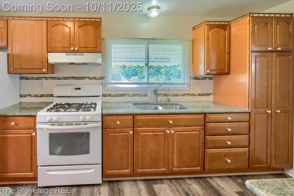 5234 Kelly Road, Flint, MI 48504 — Photo 49