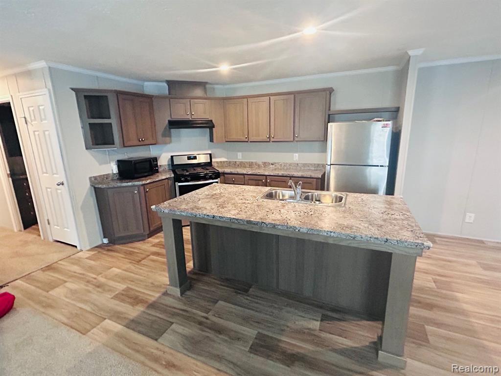 6103 LAKESHORE #54 Road, Lexington, MI 48450 — Photo 5