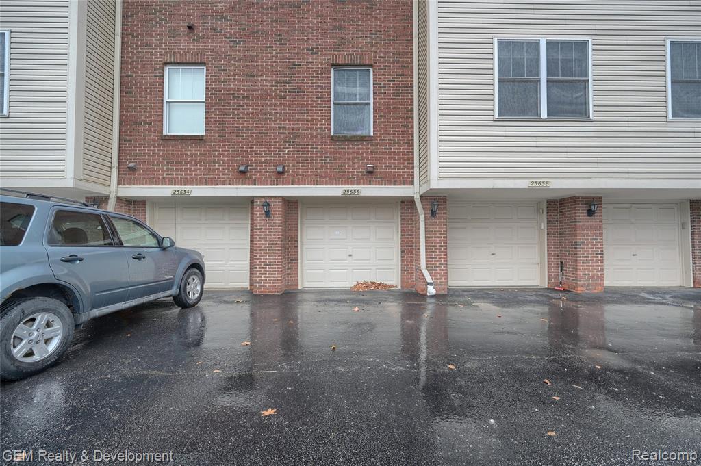 25636 PORTICO Lane, Novi, MI — Photo 25