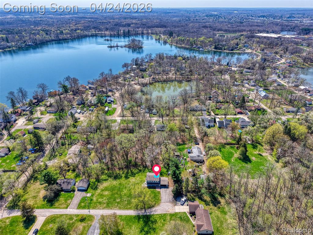 6056 Superior Drive, Brighton, MI 48116 — Photo 13