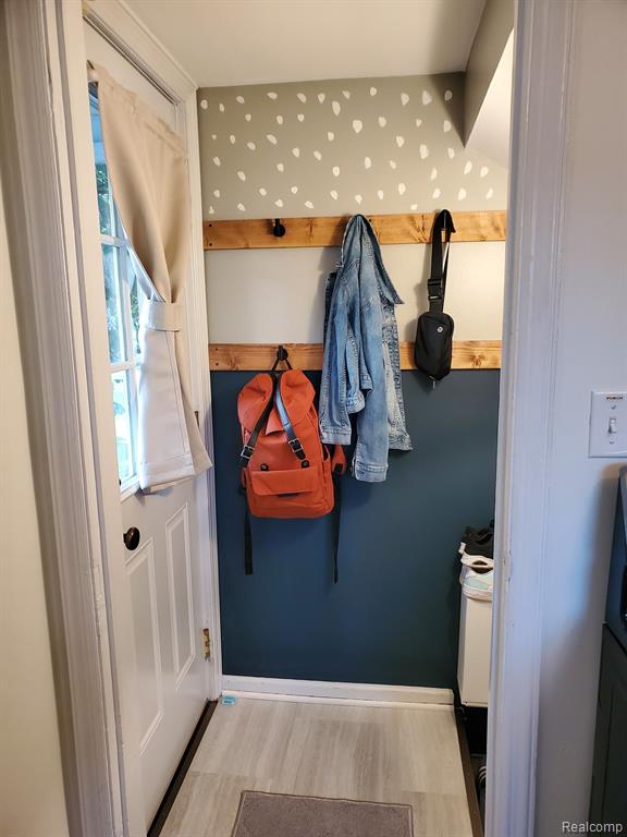 604 PARKWOOD Avenue, Monroe, MI 48162 — Photo 8