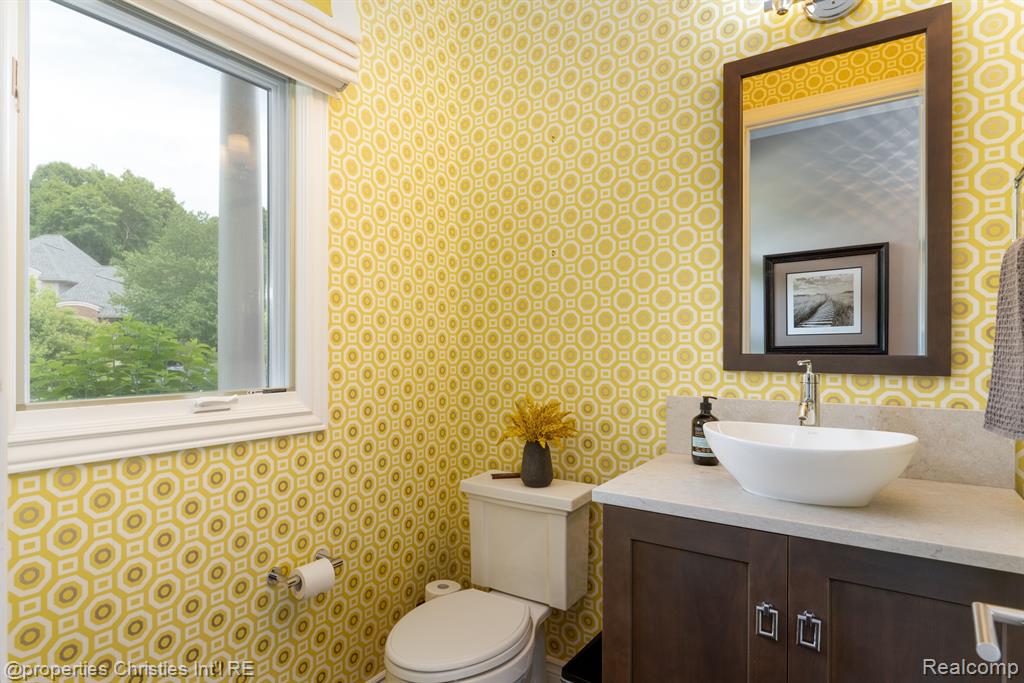 21127 MAYBURY PARK Drive, Northville, MI 48167 — Photo 24