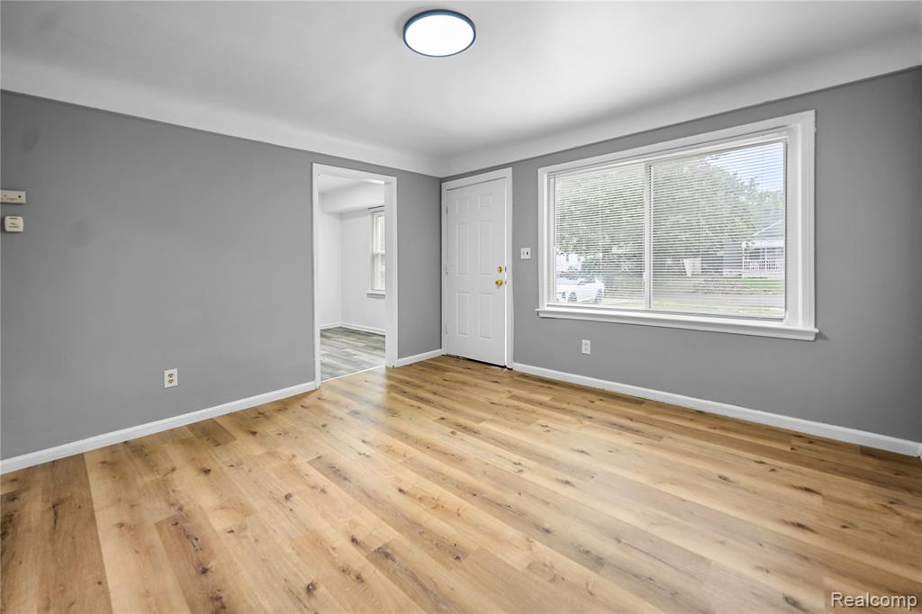 7484 Clayburn Street, Detroit, MI 48228 — Photo 10