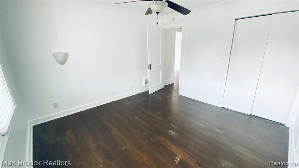 465 E OAKRIDGE #1 Street, Ferndale, MI 48220 — Photo 13