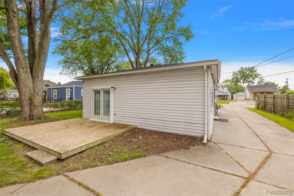 5869 Marvin Street, Taylor, MI 48180 — Photo 7