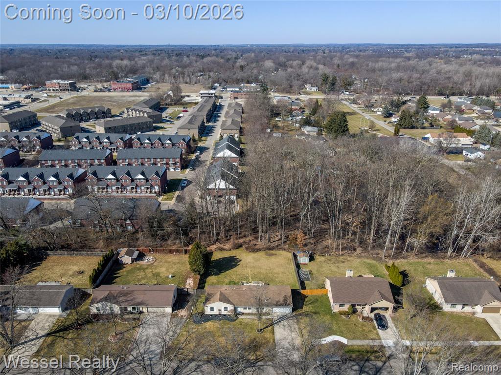 53225 Luann Drive, Shelby Twp, MI 48316 — Photo 32