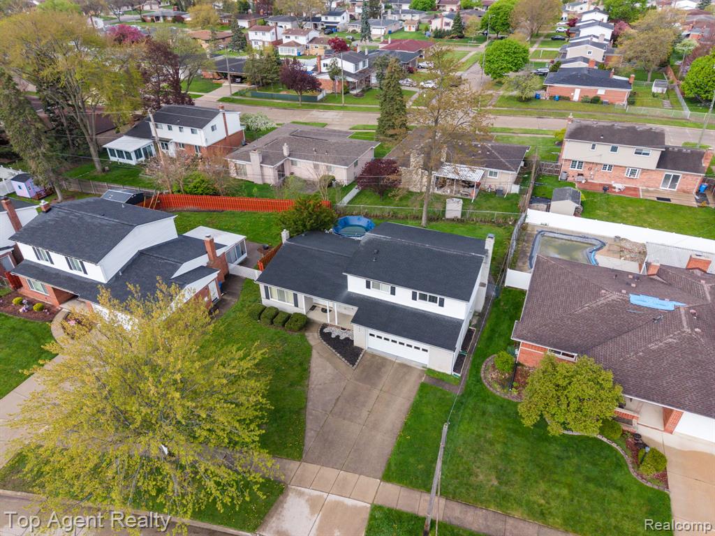 30151 Barbary Court, Warren, MI 48093 — Photo 45