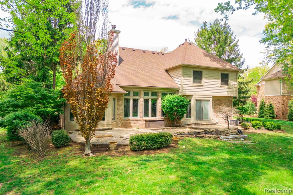 8487 Sherwood Drive, Grosse Ile, MI 48138 — Photo 47