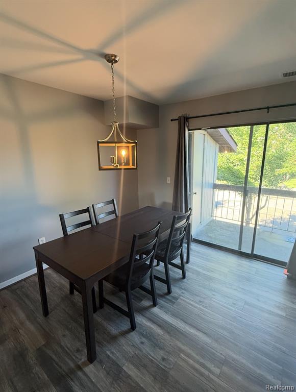 33825 Pondview Circle, Livonia, MI 48152 — Photo 4
