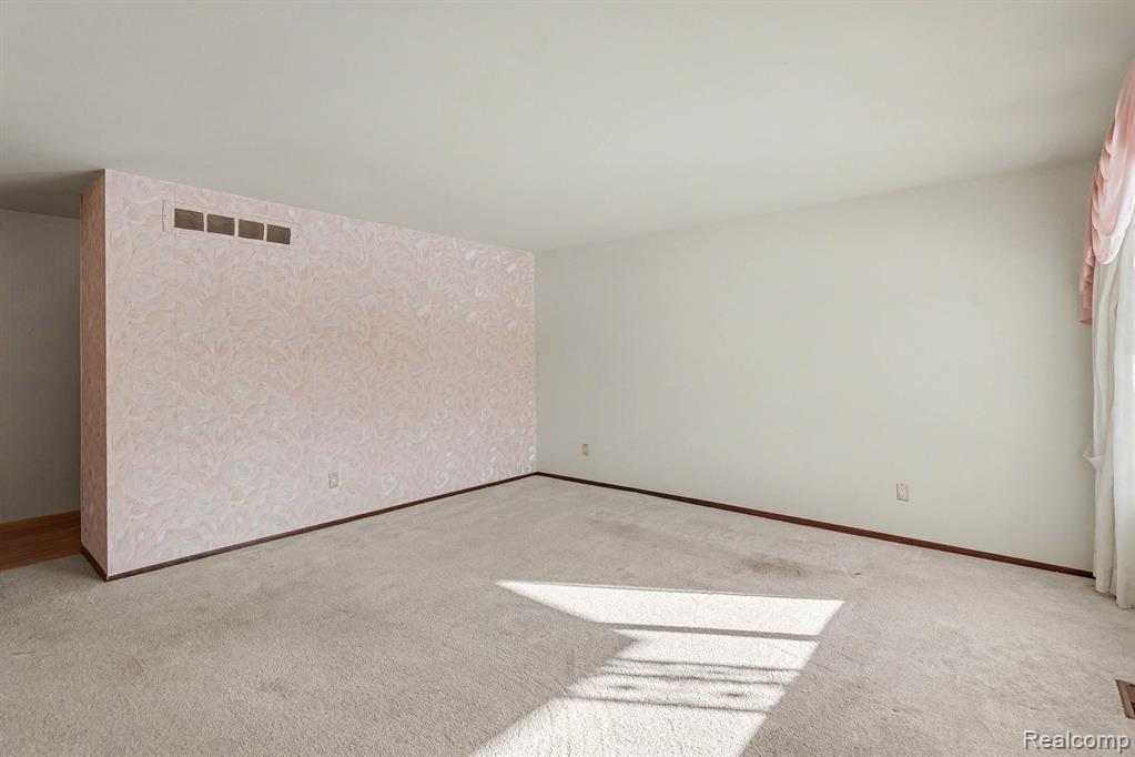 4135 Rose Mary Drive, Sterling Heights, MI 48310 — Photo 4
