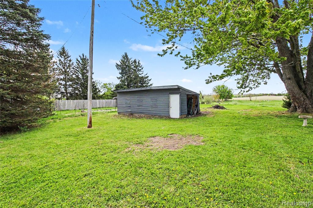 9433 E Lovejoy Road, Perry, MI 48872 — Photo 25
