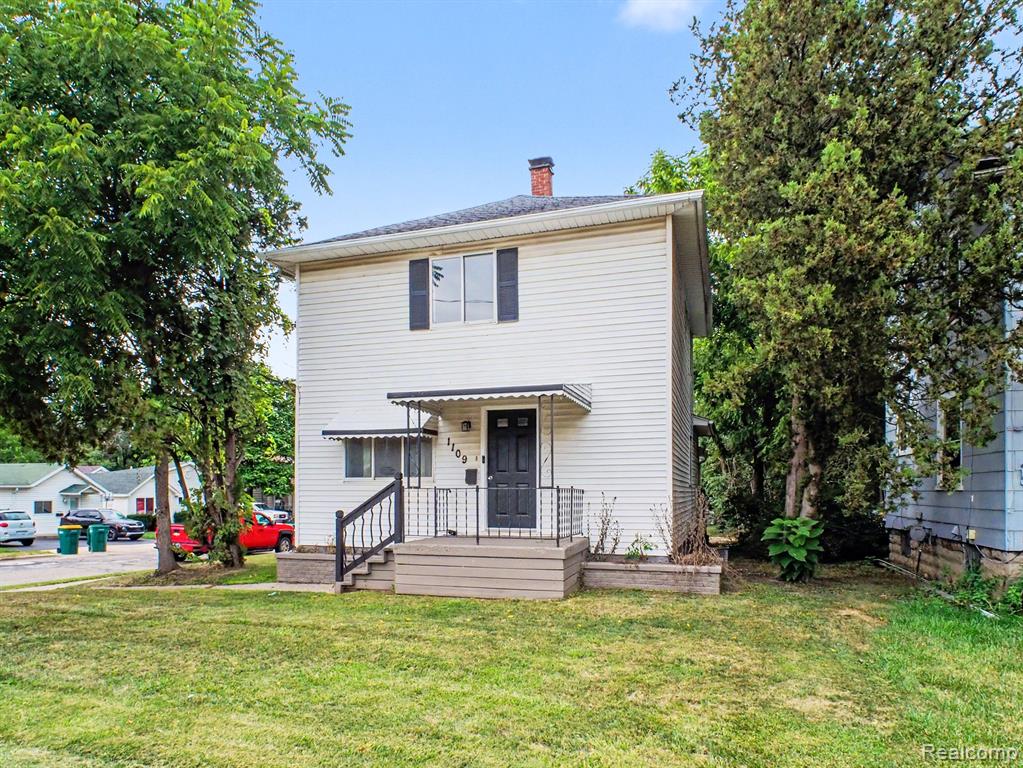 1109 E Mount Morris Street, Mount Morris, MI 48458