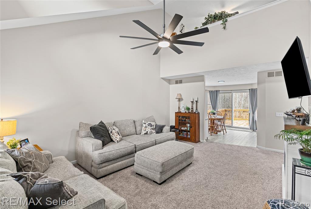 185 Laura Lane, Linden, MI 48451 — Photo 23