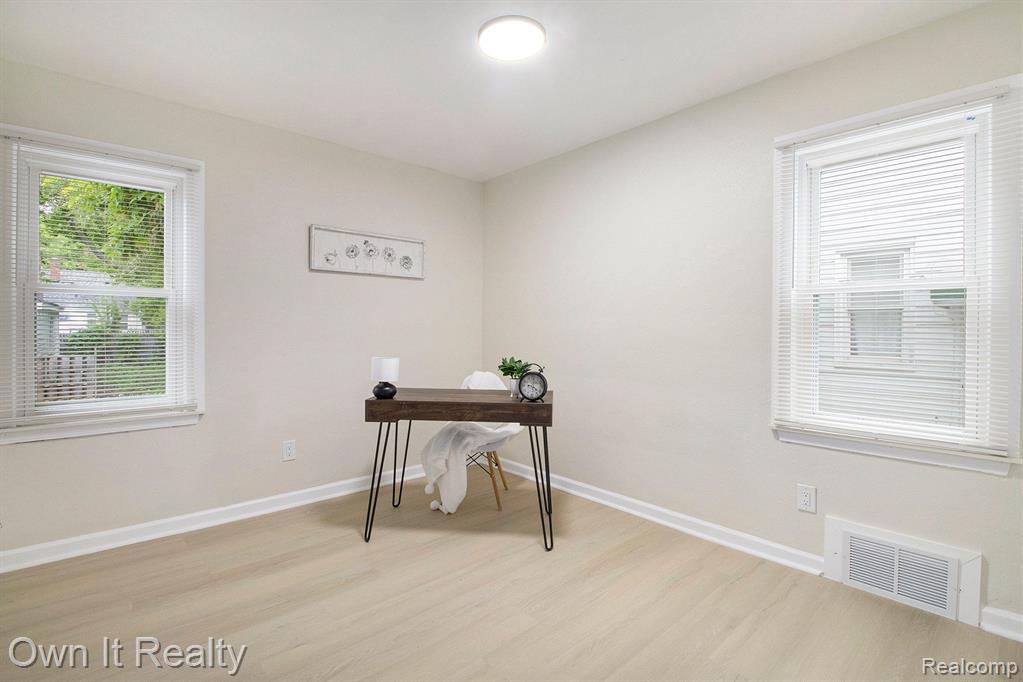 7493 BRAMELL, Redford, MI 48239 — Photo 16