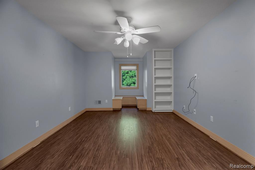 5779 Pinecrest Estates Drive, Ann Arbor, MI 48105 — Photo 45