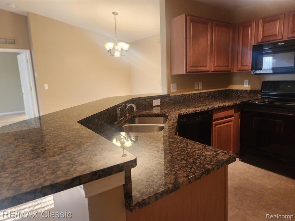 44275 PRINCETON Drive, Clinton Twp, MI 48038 — Photo 7