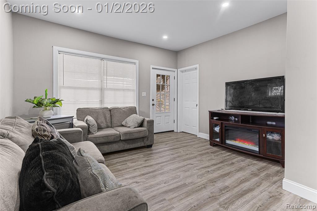 4472 French Road, Detroit, MI 48214 — Photo 4