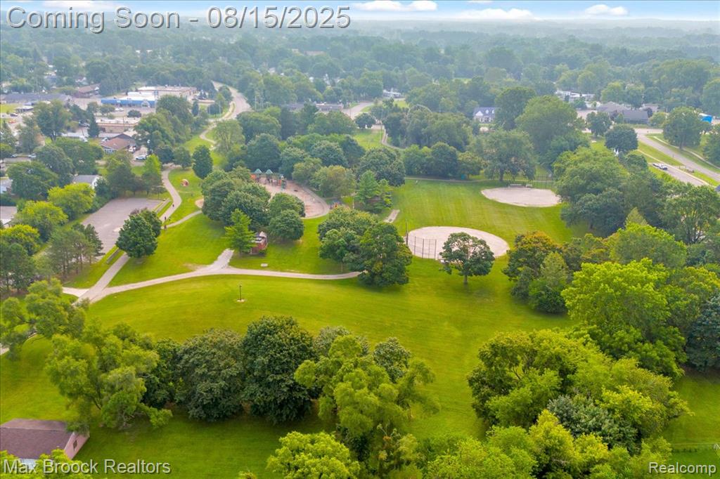 415 W Lake Street, South Lyon, MI 48178 — Photo 36