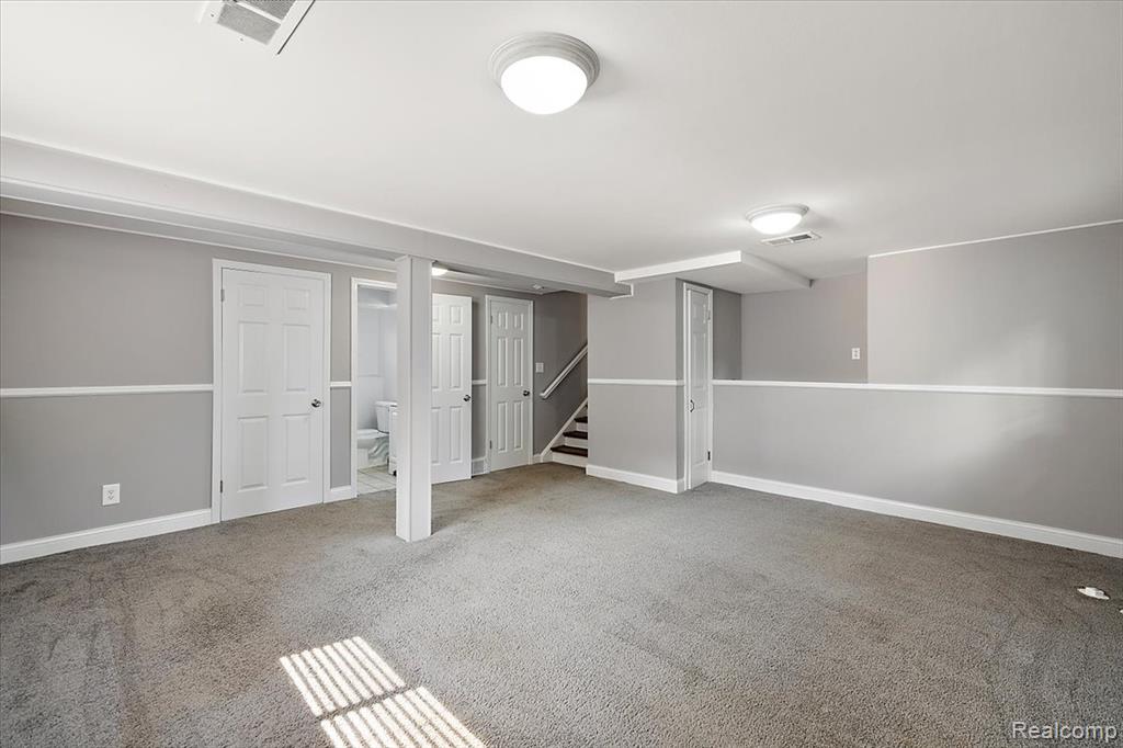 726 Woodlawn Avenue, Royal Oak, MI 48073 — Photo 19