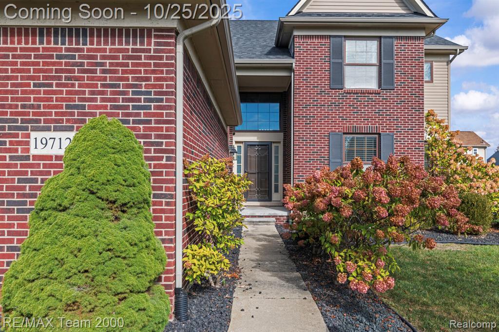 19712 Uroda Street, Brownstown, MI — Photo 3