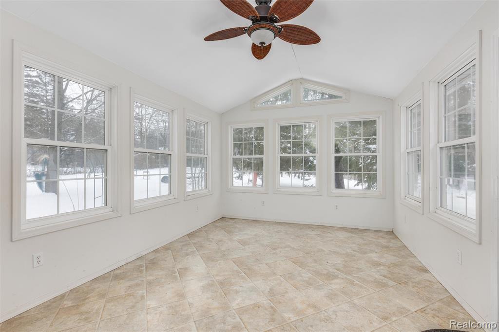 6892 Crane Road, Ypsilanti, MI 48197 — Photo 11