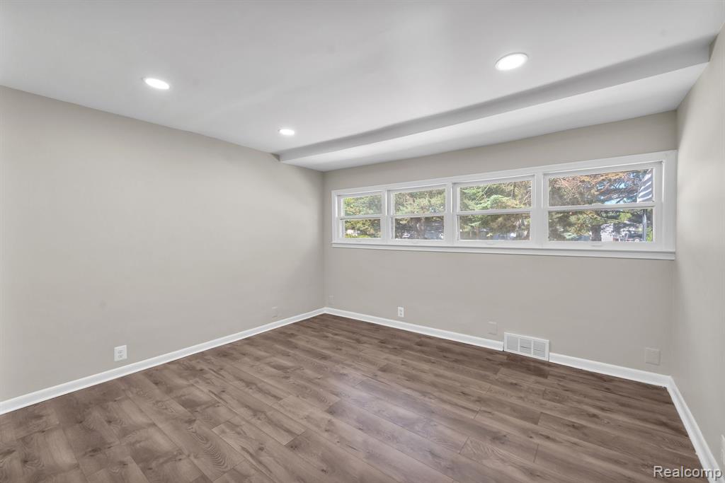 4453 Culver Street, Dearborn Heights, MI 48125 — Photo 18
