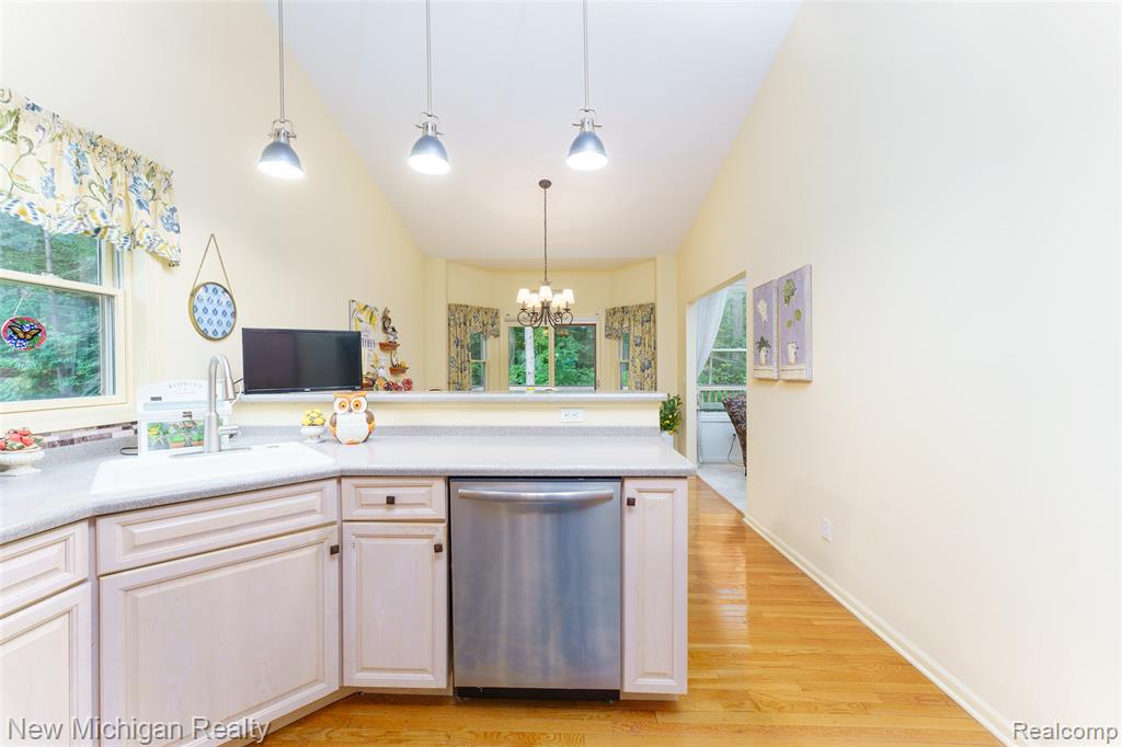 13111 Harbor Landings Drive, Fenton, MI 48430 — Photo 13