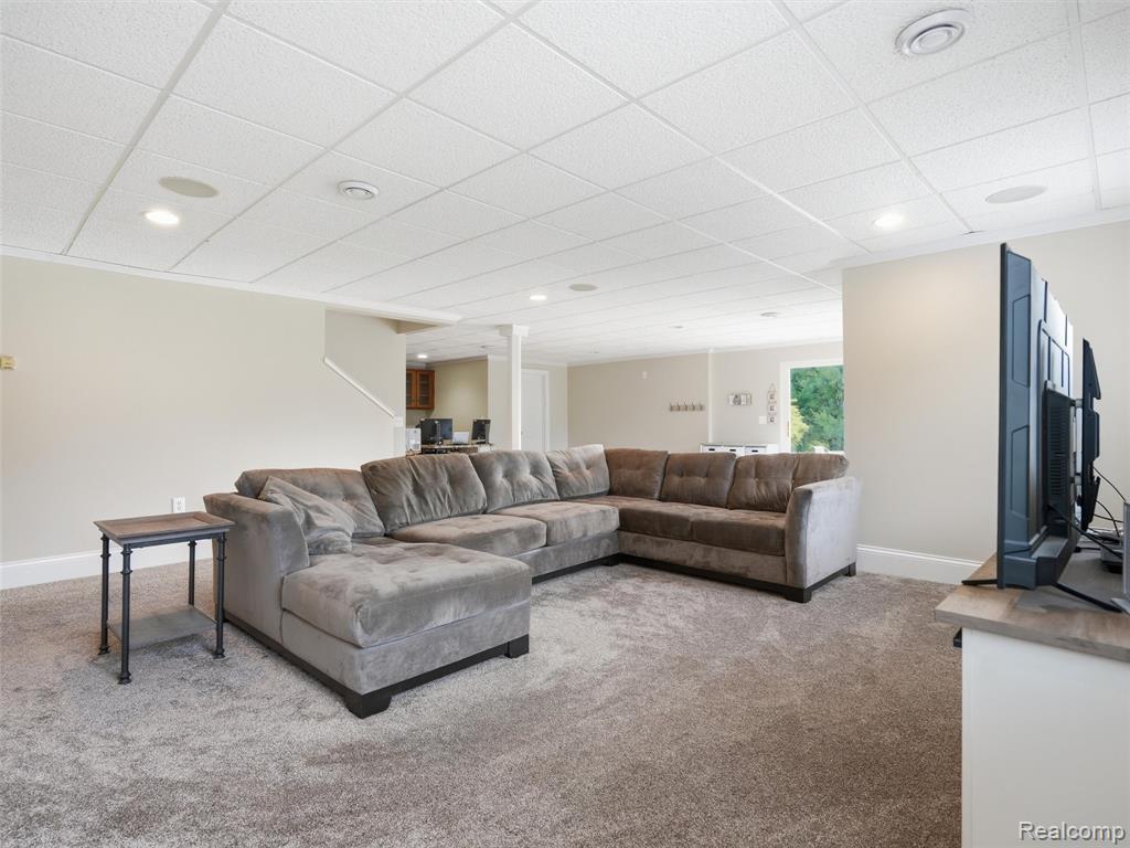 1232 Thorn Ridge Drive, Howell, MI 48843 — Photo 32